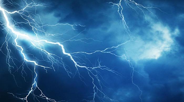 Lightning deals Hero